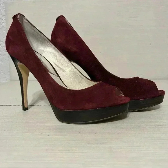 Michael Kors York Suede Platform Peep Toe size 7M - Picture 2 of 10